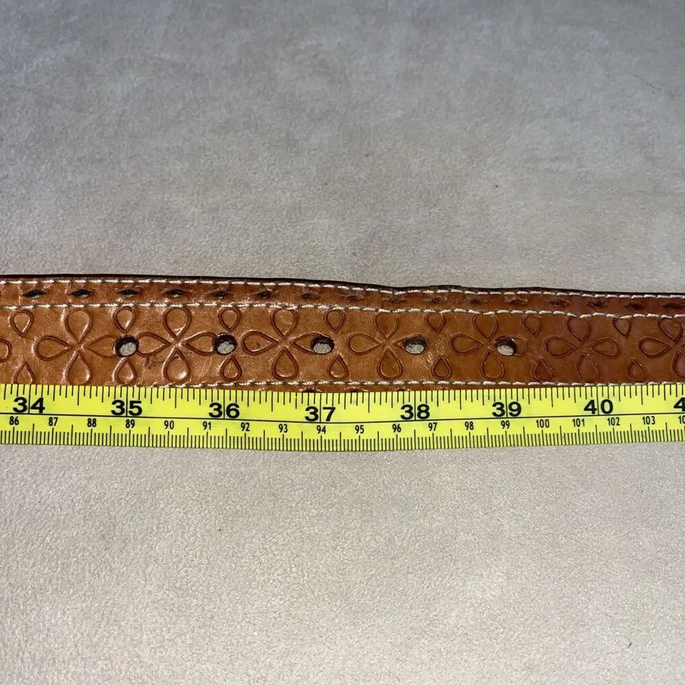 Lauren Ralph Lauren Tooled Brown Leather Belt Flower Pattern Women SZ‎ L 9101304